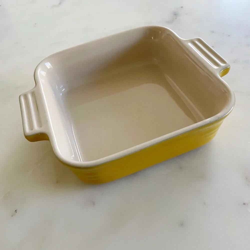 Le Creuset Mustard Yellow Square 14-29 Stoneware Baking Casserole Dish 6" x 6" - Picture 1 of 9